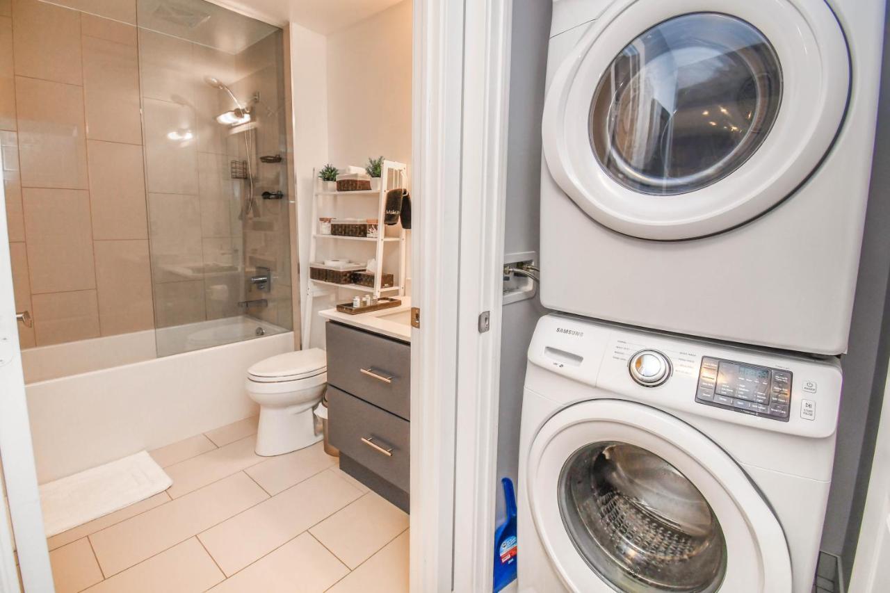 Pet Friendly Condos At Friday Harbour Innisfil Екстериор снимка