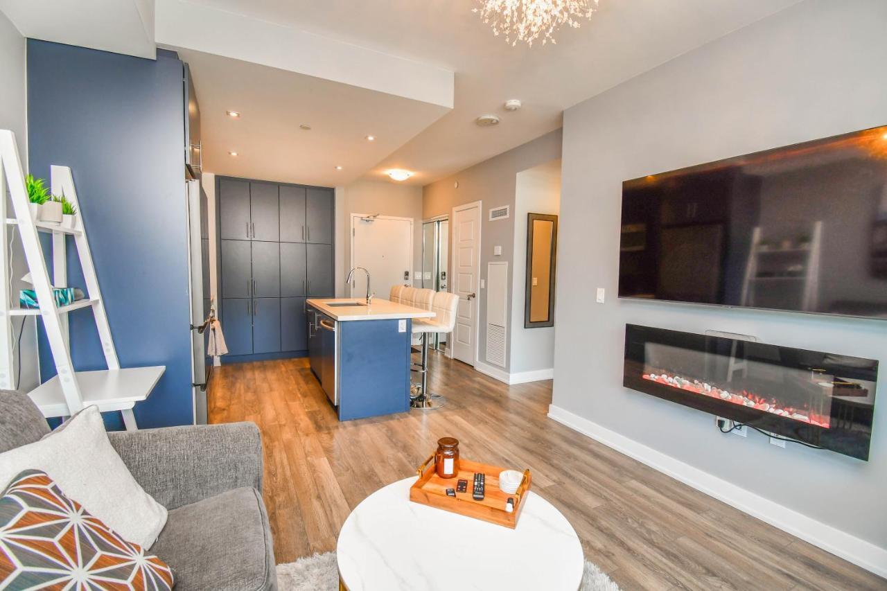 Pet Friendly Condos At Friday Harbour Innisfil Екстериор снимка
