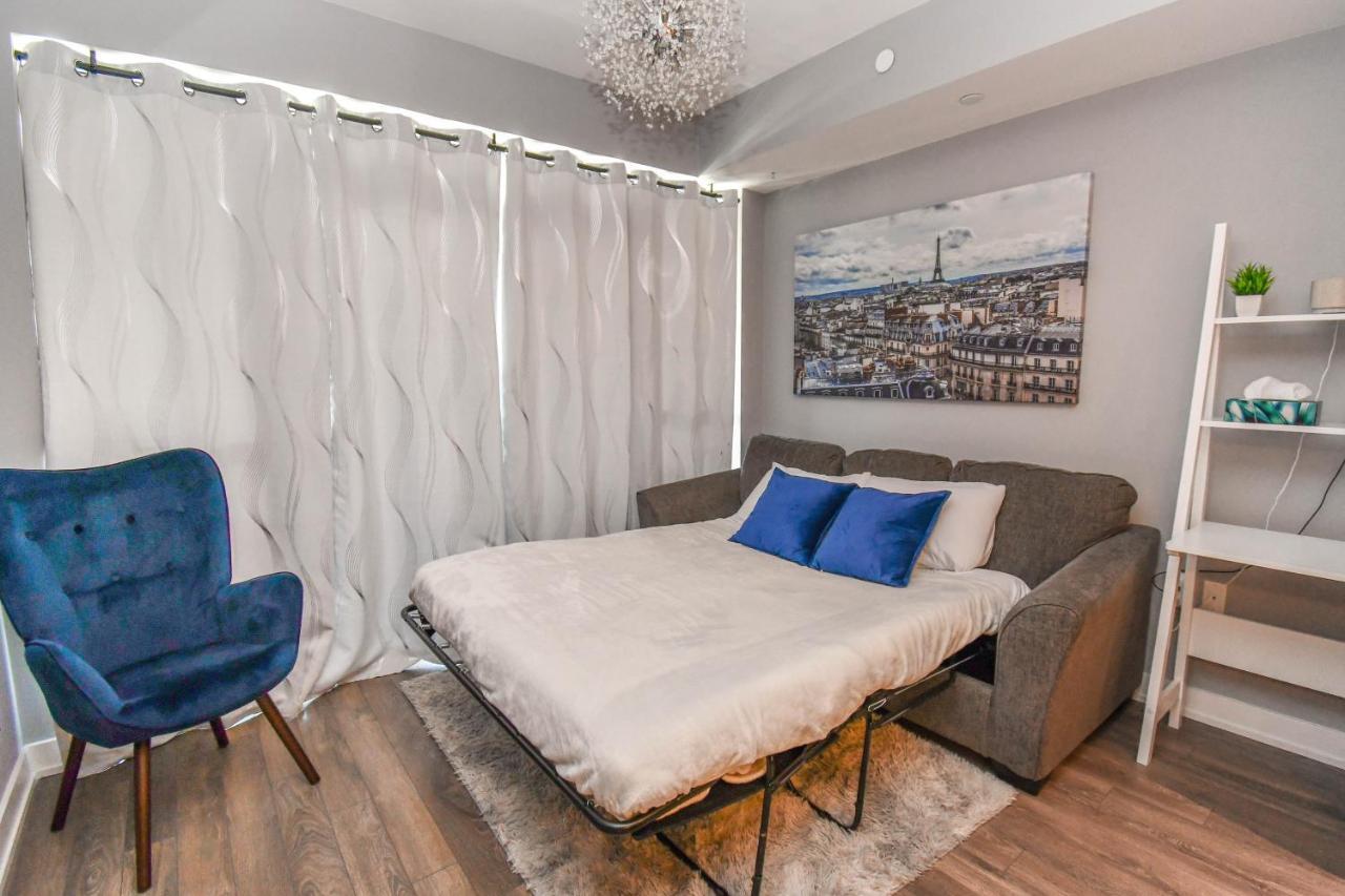 Pet Friendly Condos At Friday Harbour Innisfil Екстериор снимка