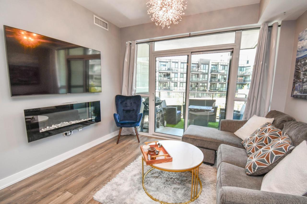 Pet Friendly Condos At Friday Harbour Innisfil Екстериор снимка